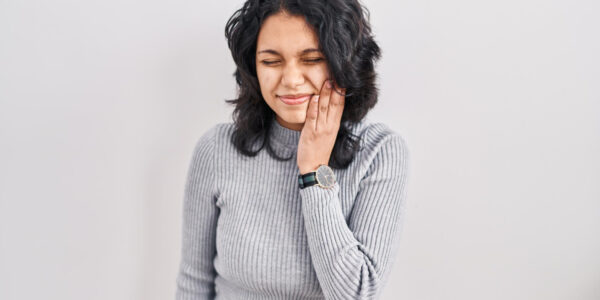 My Tooth Won’t Stop Hurting – What To Do?